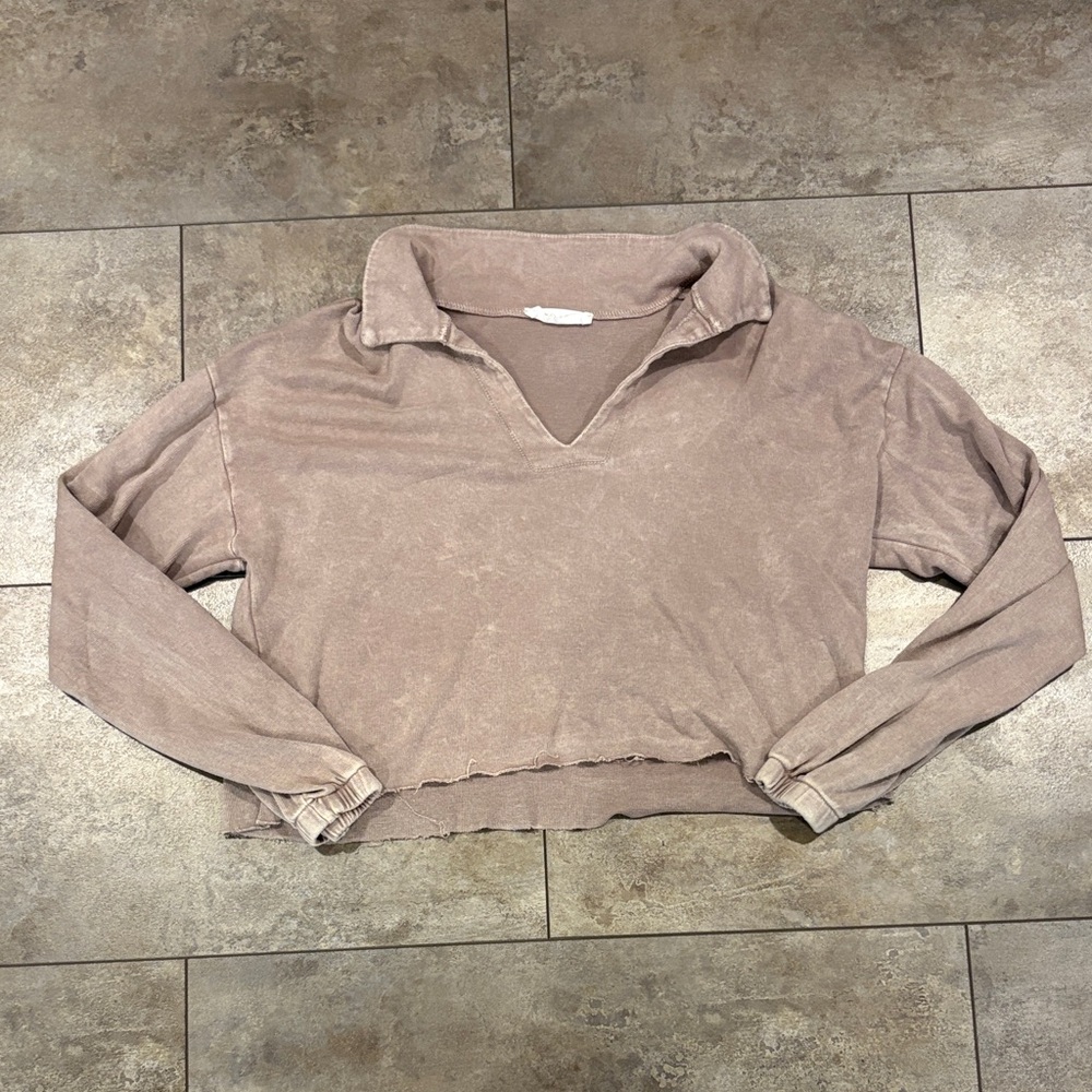 Love Tribe Women's V-Neck Sweater in Taupe